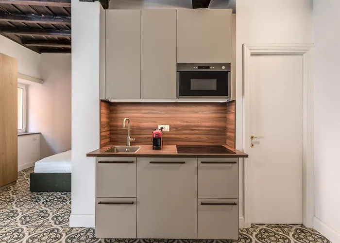 Trastevere Quite Small Loft Apartment *